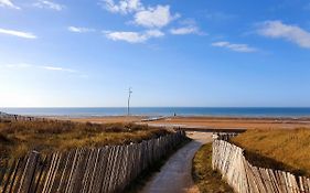 Residence Front De Mer Cabourg - Acces Direct Plage